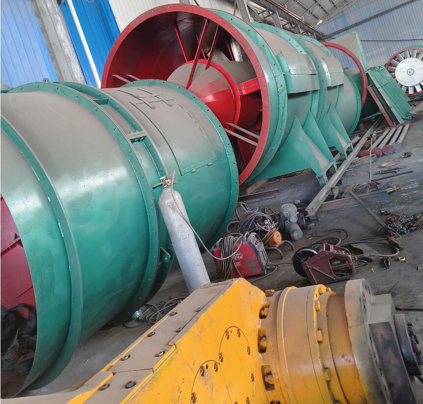 ú�������